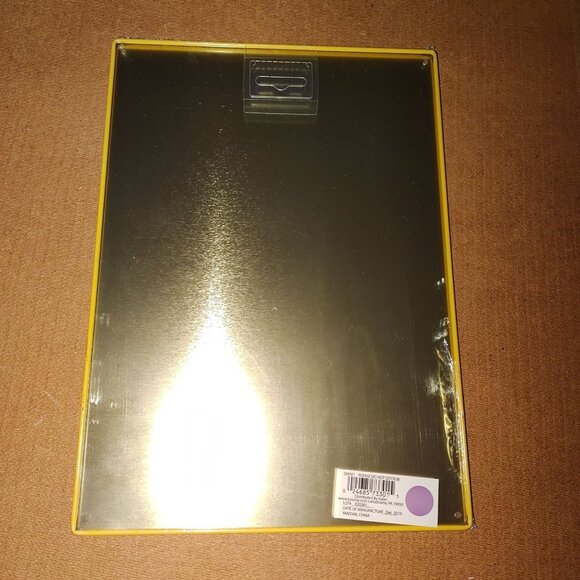 Funny "Do Not Disturb Im Sleeping" Yellow Metal Sign Wall Decor 8" x 10" - Picture 2 of 3